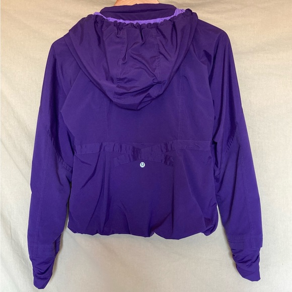 Purple Lululemon windbreaker jacket - Picture 2 of 3